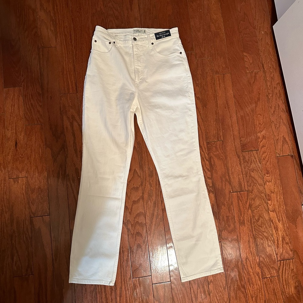 NWT Abercrombie & fitch slim straight jeans 30”